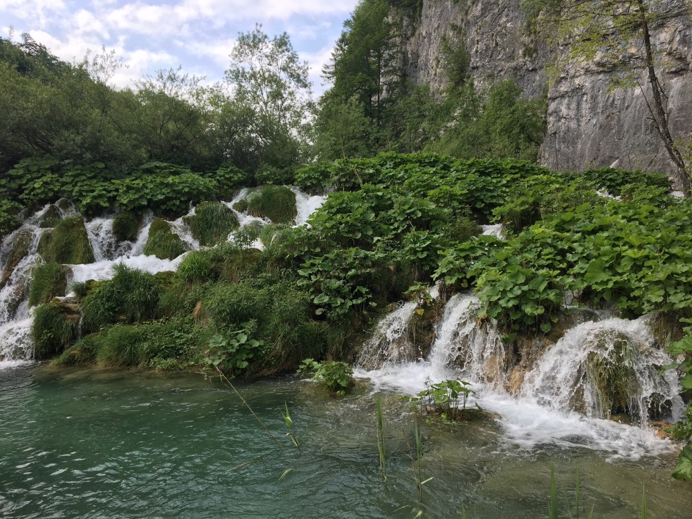 A Travel Guide to Croatia’s Plitvice Lakes National Park 