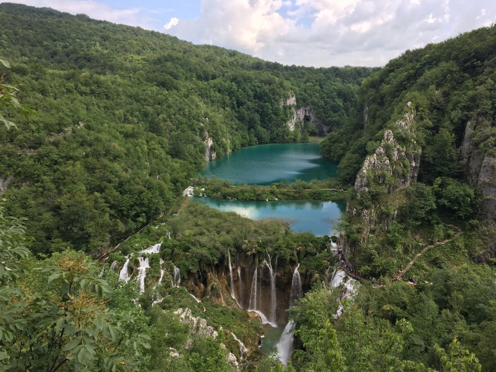A Travel Guide to Croatia’s Plitvice Lakes National Park 